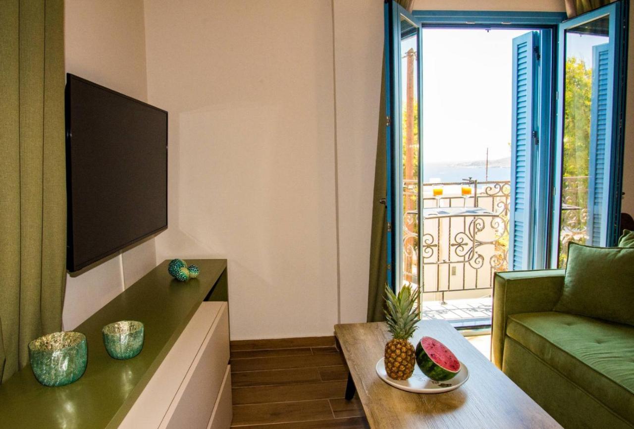 Syrene Luxury Suites Ερμούπολη Εξωτερικό φωτογραφία